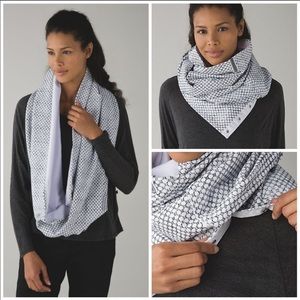 Lululemon Vinyasa Fleece Scarf Dottie Eyelet